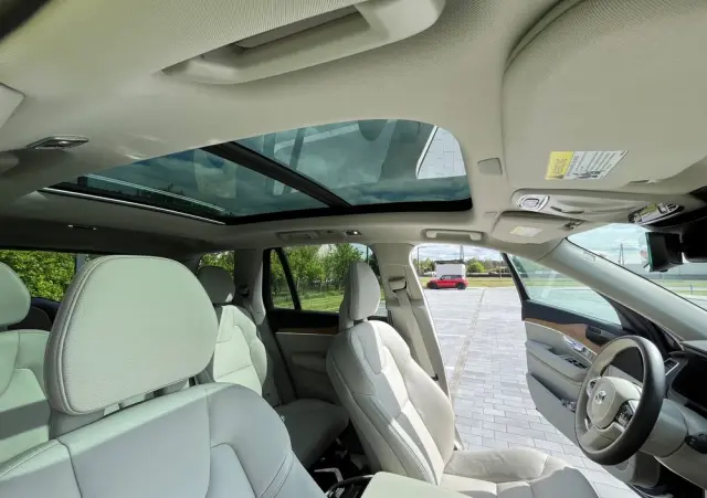 VOLVO XC 90 T6 AWD Geartronic Momentum Pro