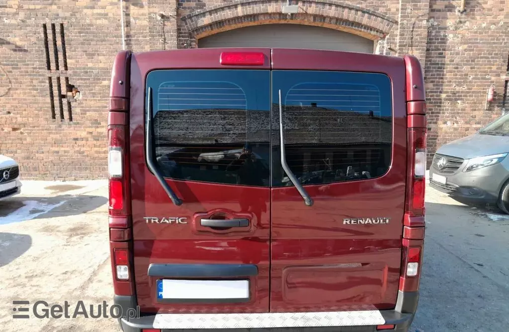 RENAULT Trafic 
