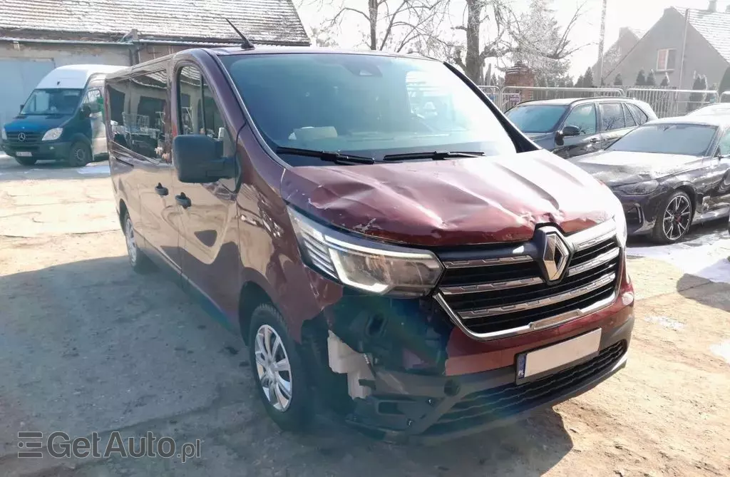 RENAULT Trafic 