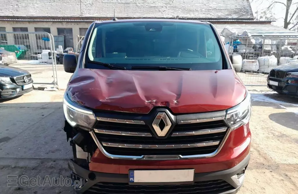 RENAULT Trafic 