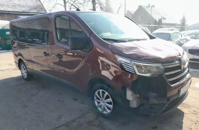 RENAULT Trafic 