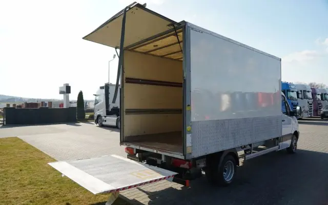 MERCEDES-BENZ 511 CDI / KONTENER / WINDA DHOLLANDIA / BLIŹNIAK / SPROWADZONY 