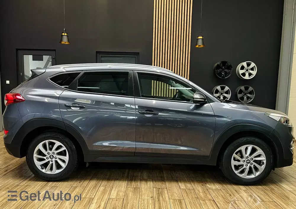 HYUNDAI Tucson Blue 1.7 CRDi 2WD Style