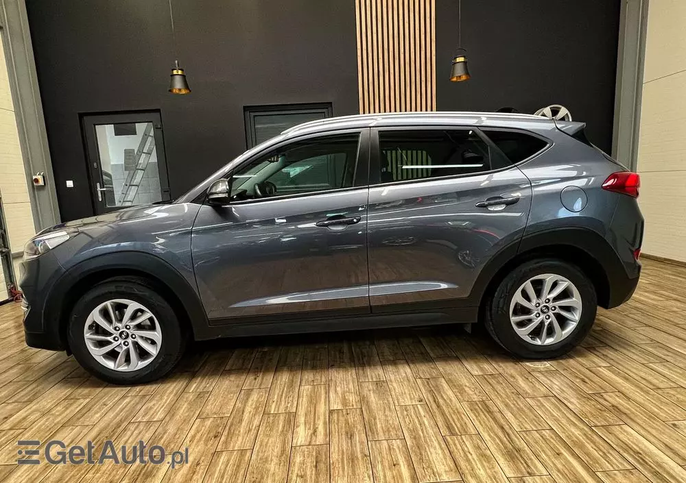 HYUNDAI Tucson Blue 1.7 CRDi 2WD Style