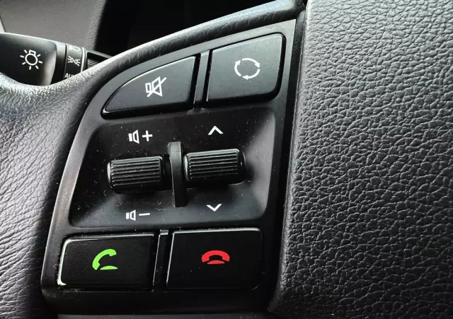 HYUNDAI Tucson Blue 1.7 CRDi 2WD Style