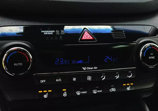 HYUNDAI Tucson Blue 1.7 CRDi 2WD Style