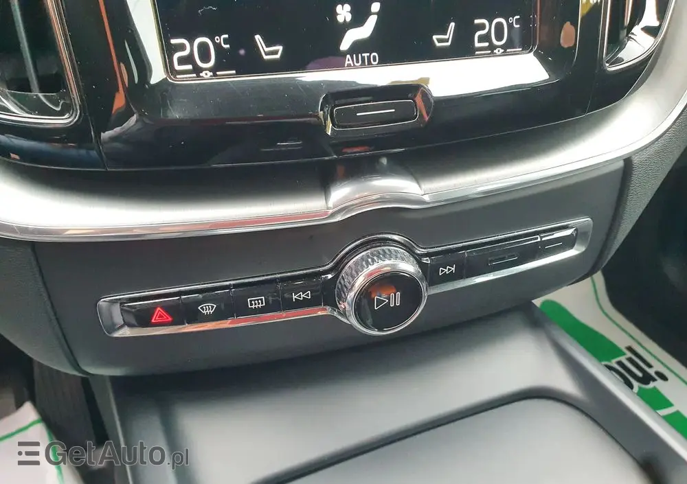 VOLVO XC 60 B4 B Geartronic Momentum Pro