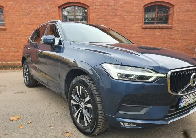 VOLVO XC 60 B4 B Geartronic Momentum Pro