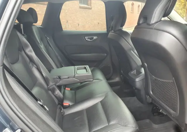 VOLVO XC 60 B4 B Geartronic Momentum Pro