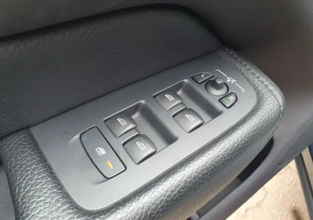 VOLVO XC 60 B4 B Geartronic Momentum Pro