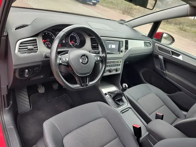 VOLKSWAGEN Golf Comfortline