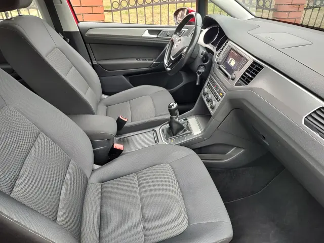 VOLKSWAGEN Golf Comfortline