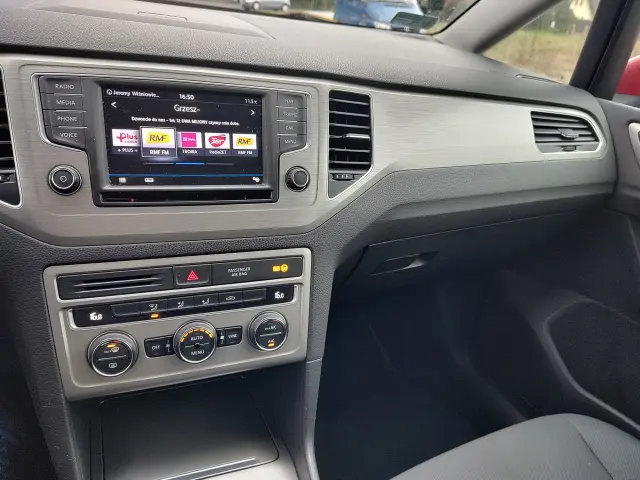 VOLKSWAGEN Golf Comfortline