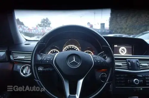 MERCEDES-BENZ Klasa E 
