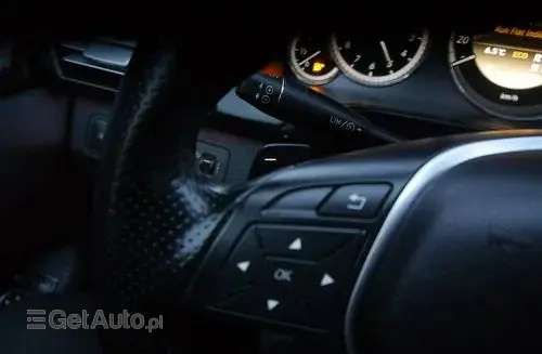 MERCEDES-BENZ Klasa E 