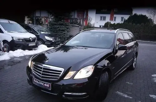 MERCEDES-BENZ Klasa E 