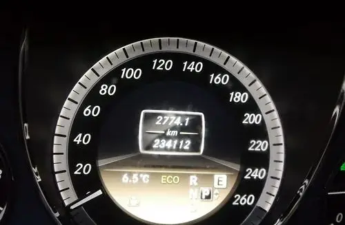 MERCEDES-BENZ Klasa E 