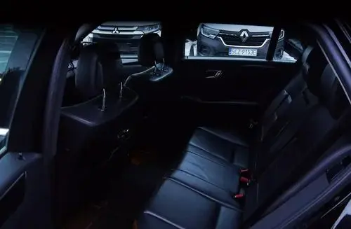 MERCEDES-BENZ Klasa E 