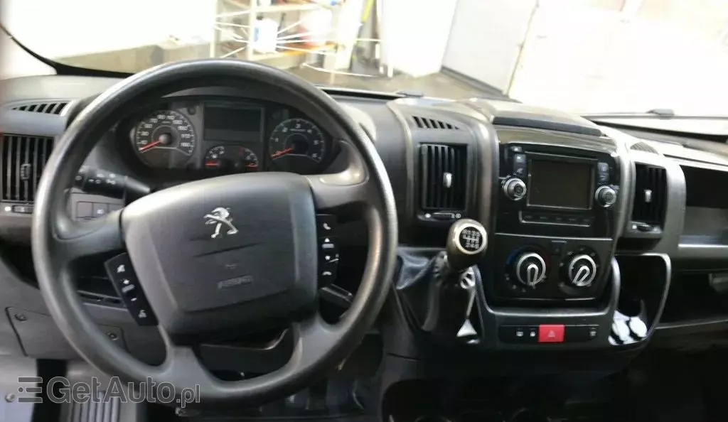 PEUGEOT Boxer 