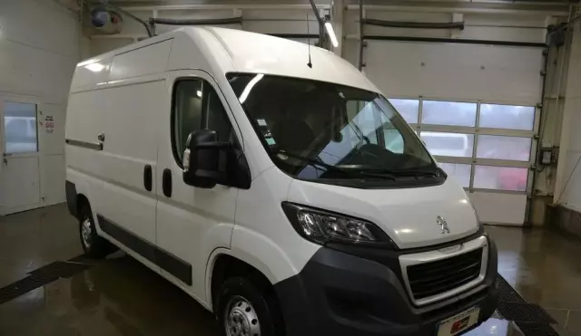 PEUGEOT Boxer 
