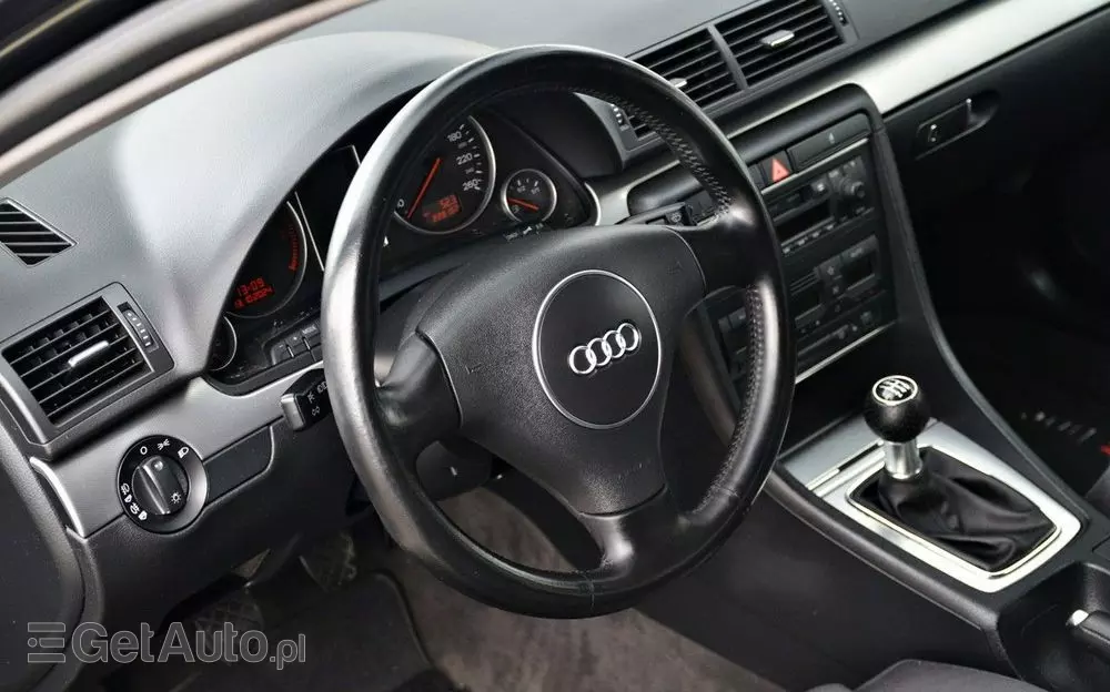 AUDI A4 
