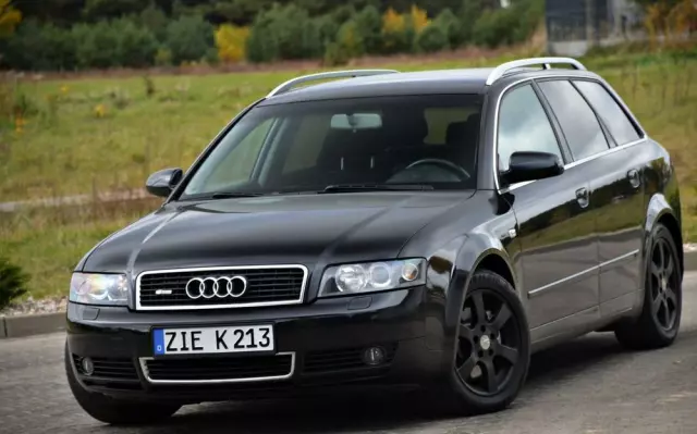 AUDI A4 