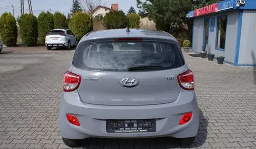 HYUNDAI I10 