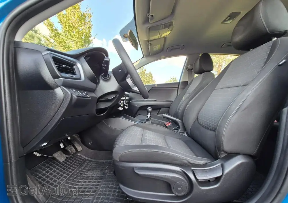 KIA Rio 1.2 M