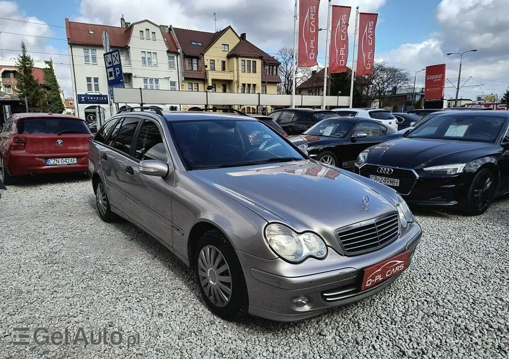 MERCEDES-BENZ Klasa C 200 CDI Classic