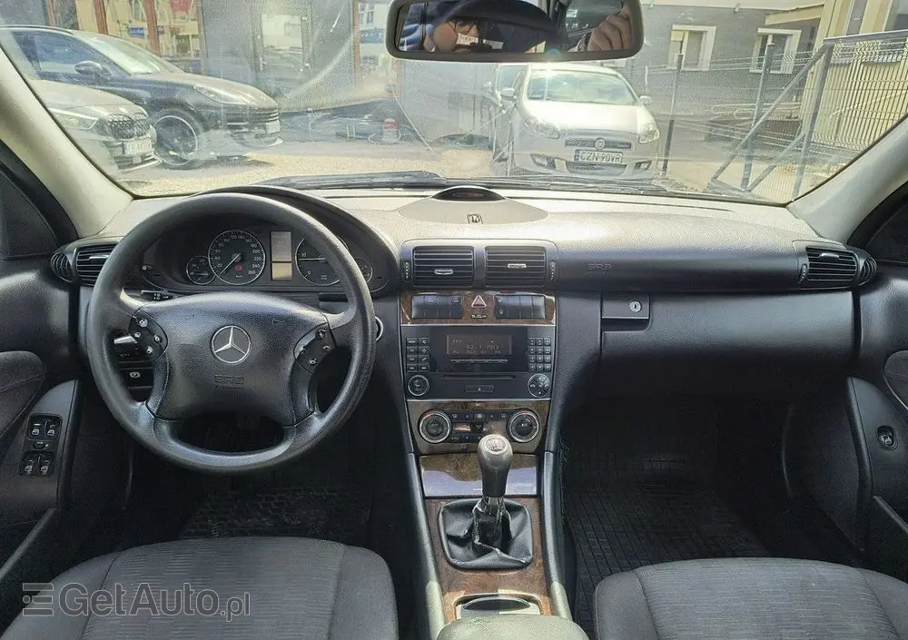 MERCEDES-BENZ Klasa C 200 CDI Classic
