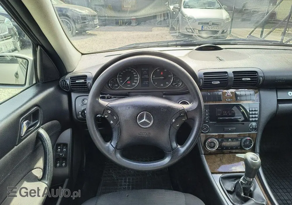 MERCEDES-BENZ Klasa C 200 CDI Classic