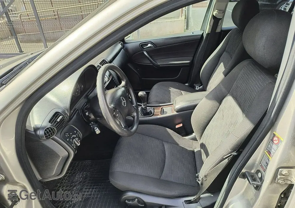 MERCEDES-BENZ Klasa C 200 CDI Classic