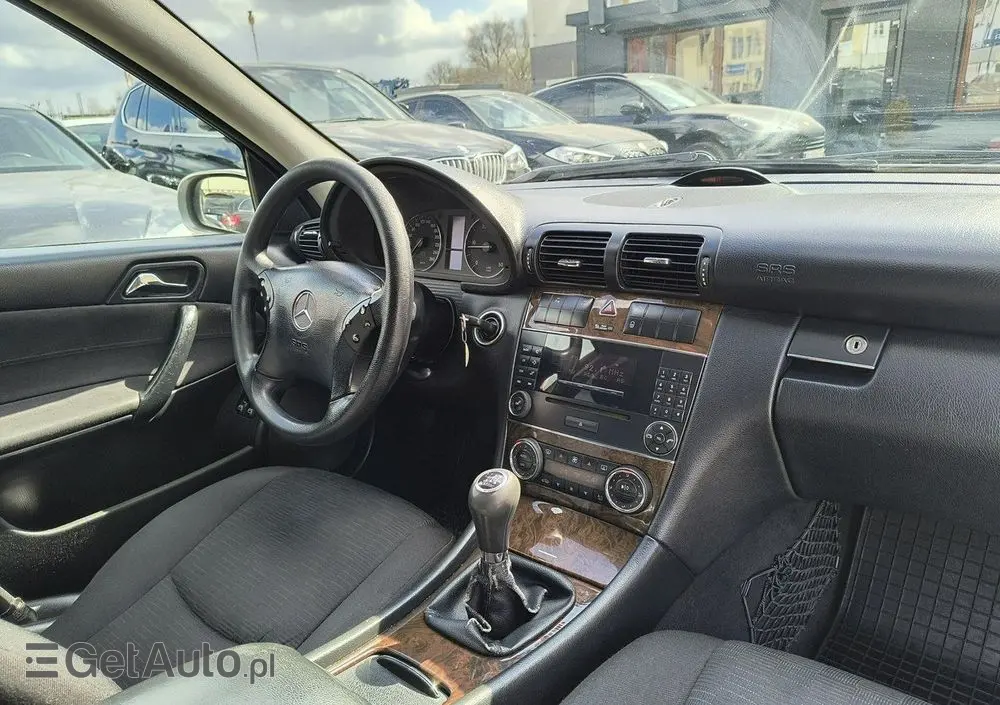 MERCEDES-BENZ Klasa C 200 CDI Classic