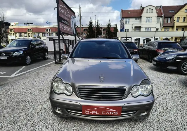 MERCEDES-BENZ Klasa C 200 CDI Classic