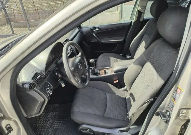 MERCEDES-BENZ Klasa C 200 CDI Classic