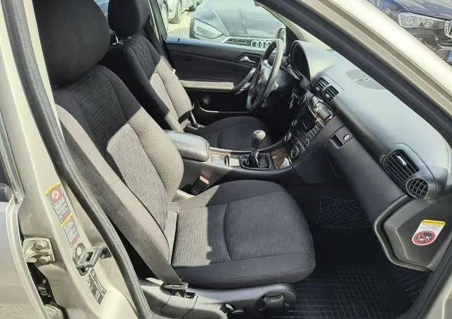 MERCEDES-BENZ Klasa C 200 CDI Classic