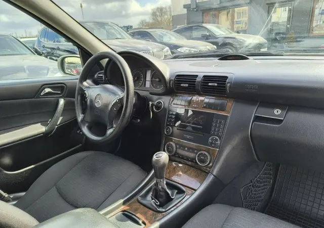 MERCEDES-BENZ Klasa C 200 CDI Classic