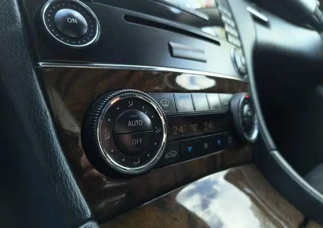 MERCEDES-BENZ Klasa C 200 CDI Classic