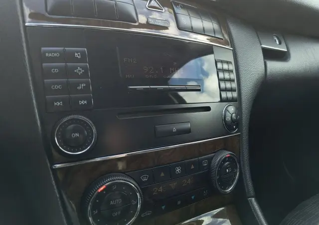 MERCEDES-BENZ Klasa C 200 CDI Classic