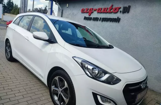HYUNDAI I30 