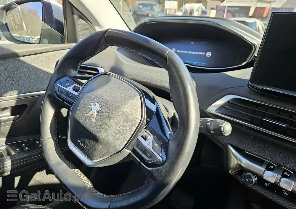 PEUGEOT 5008 BlueHDi 130 EAT8 Allure Pack