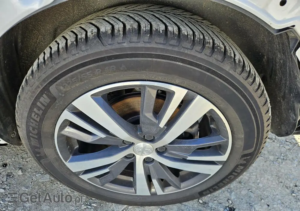PEUGEOT 5008 BlueHDi 130 EAT8 Allure Pack