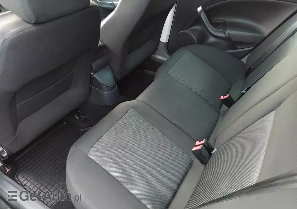 SEAT Ibiza 1.4 16V Reference