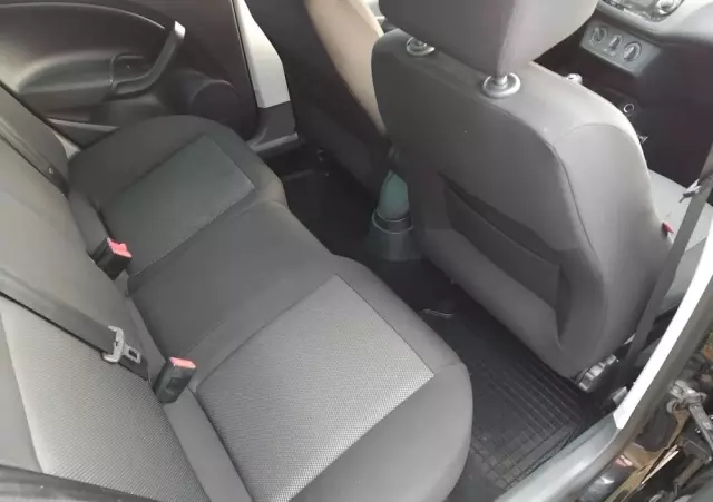 SEAT Ibiza 1.4 16V Reference