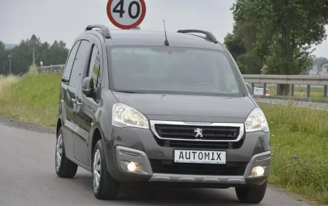 PEUGEOT Partner 