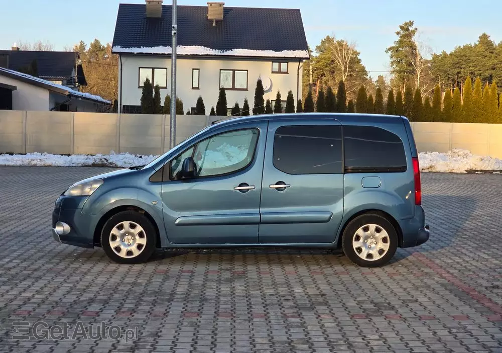 PEUGEOT Partner Tepee 110 Family