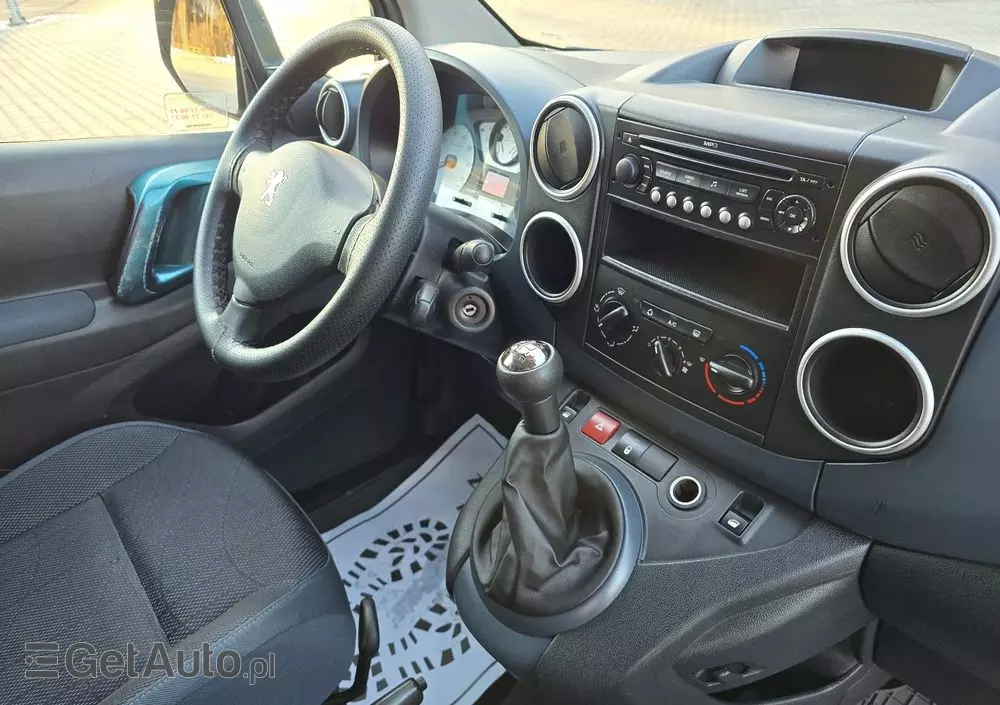 PEUGEOT Partner Tepee 110 Family