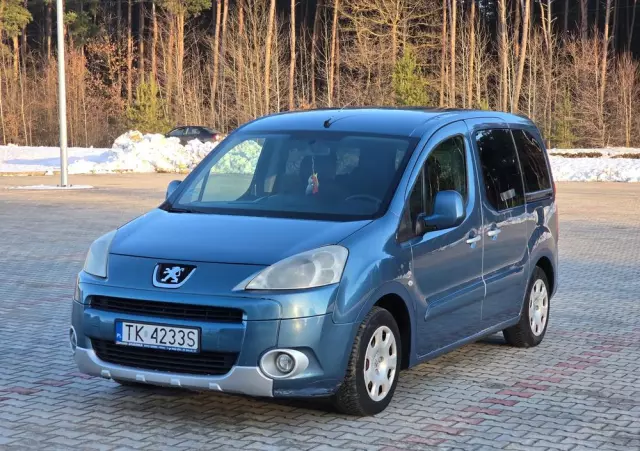 PEUGEOT Partner Tepee 110 Family