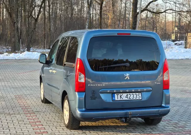 PEUGEOT Partner Tepee 110 Family