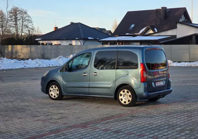 PEUGEOT Partner Tepee 110 Family